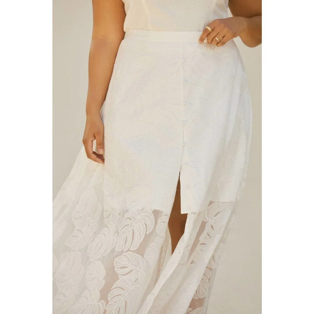 New Anthropologie Hutch Deco Leaf Maxi Skirt $188 PLUS 1X White - Picture 2 of 10